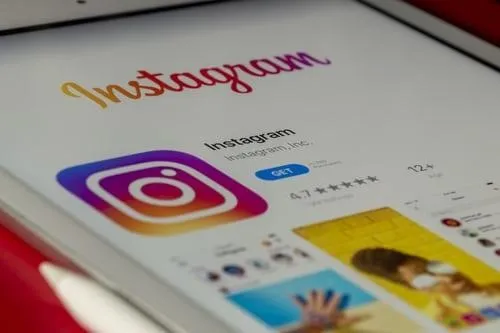 All You Need to Know About the New Instagram Subscription Feature for Creators