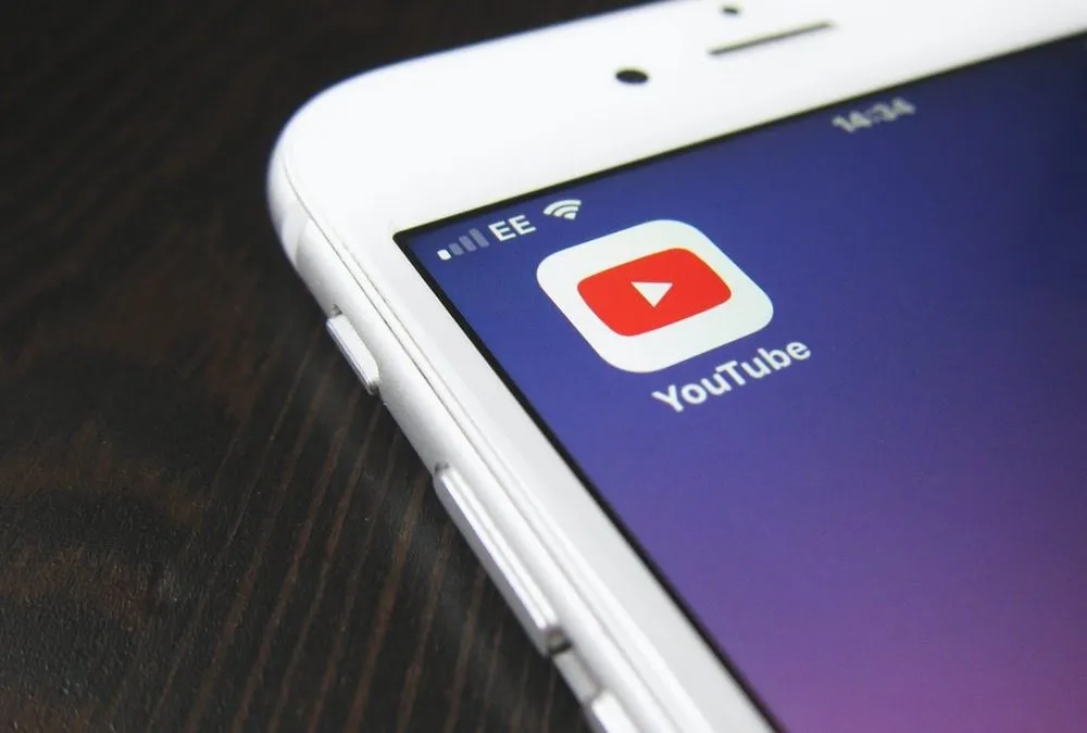 What are YouTube Shorts and How to Use Them to Grow Your Brand