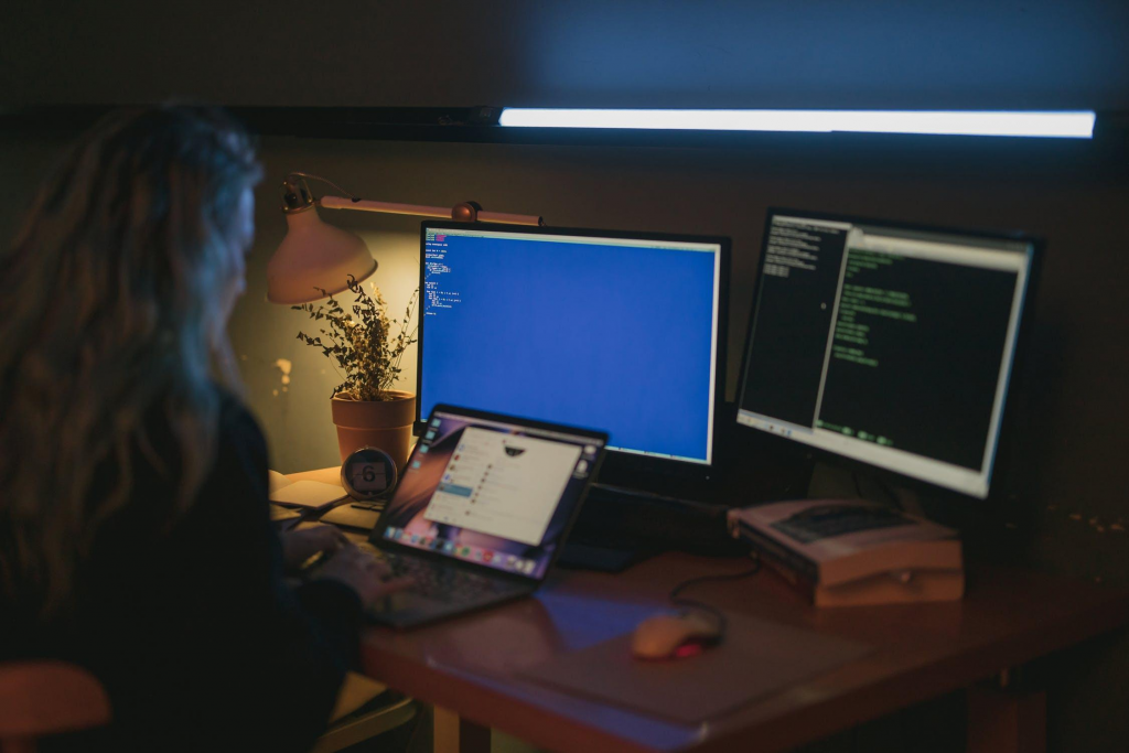 6 Benefits of Getting Your Degree In Cybersecurity